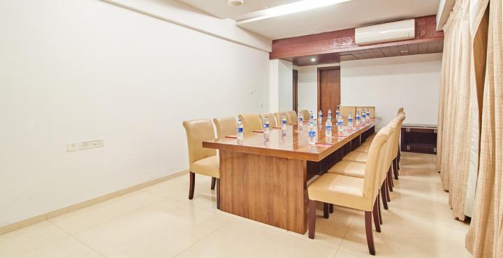 Treebo Trend Hotel Parker Ahmedabad Exterior photo